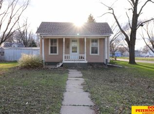 1249 N Pebble St, Fremont, NE 68025