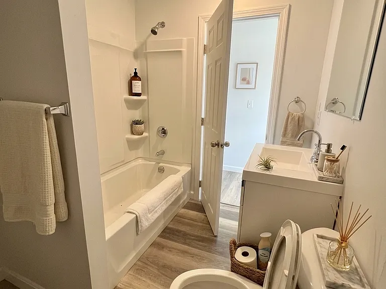 73 Brookside Ave #C — Photo 12