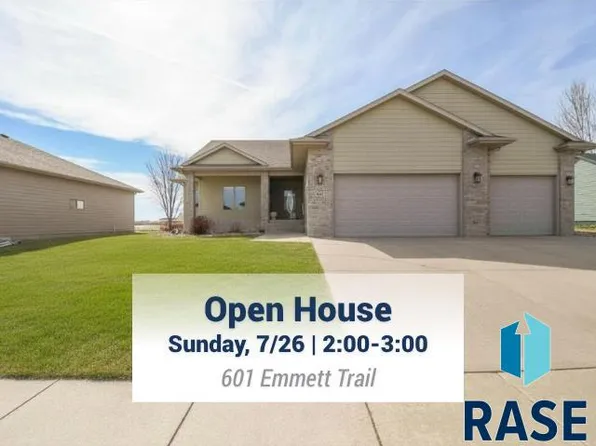 601 Emmett Trl, Harrisburg, SD 57032