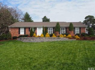 722 15th Ave NW, Hickory, NC 28601