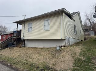 71 Merrill Ave, Rivesville, WV 26588