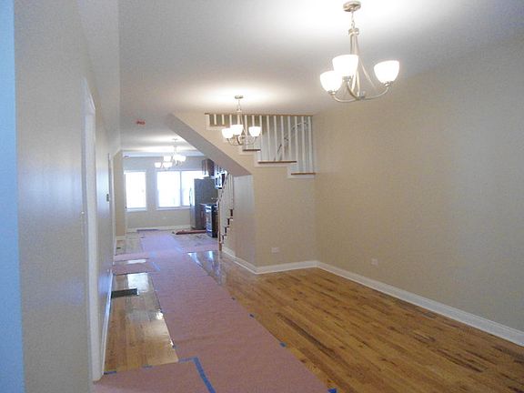 5th image of 2121 N Laramie Ave