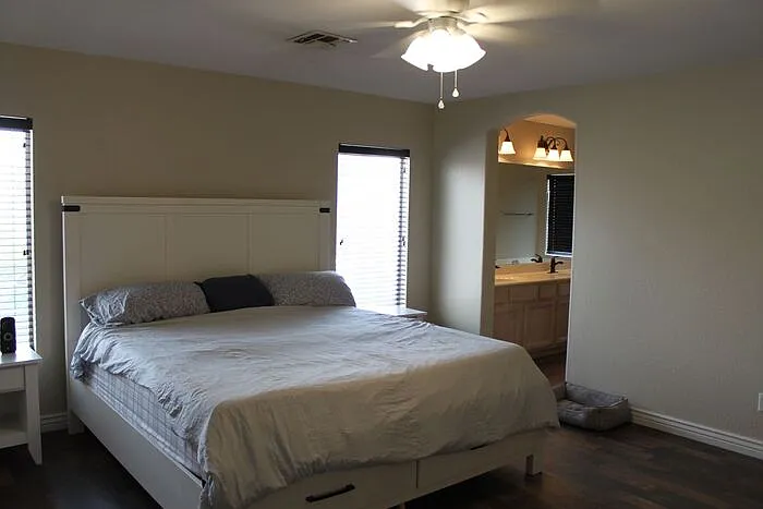 740 W Baylor Ln — Photo 24