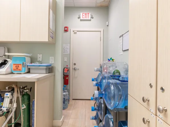 200 Bloomfield Street image 14 of 16