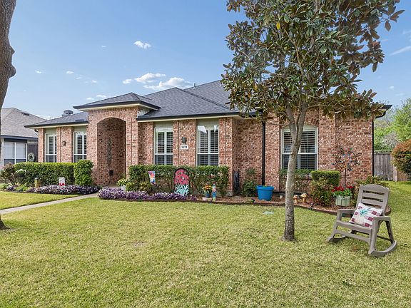 2nd image of 1613 Rancho Dr