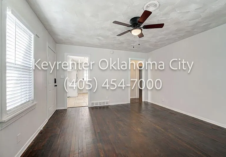 4913 N Willow Ave #4913 — Photo 11