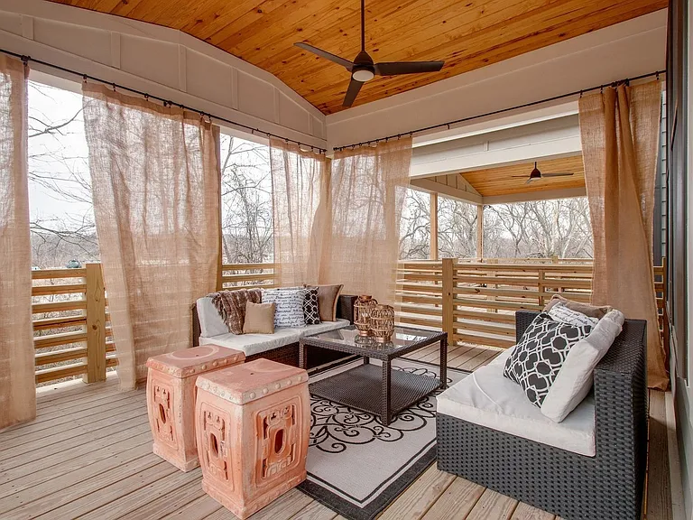 513B Weakley Ave — Photo 35