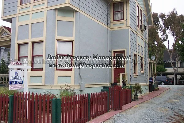 116 Sycamore St #2