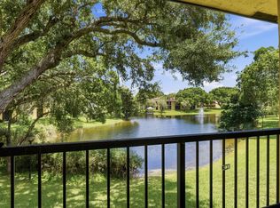 824 SW 9th Street Circle #201, Boca Raton, FL 33486