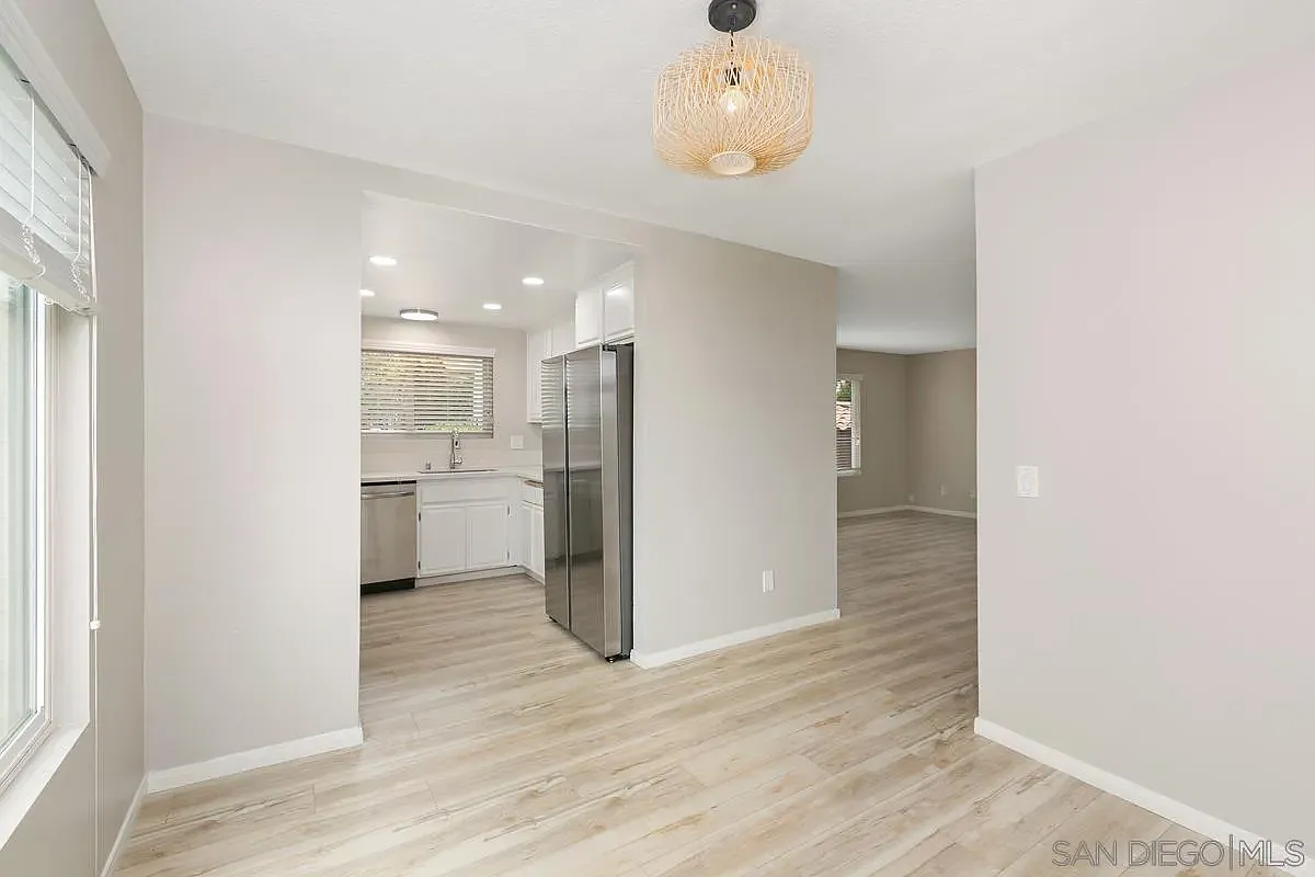 Mission Bay Condominiums — Photo 4