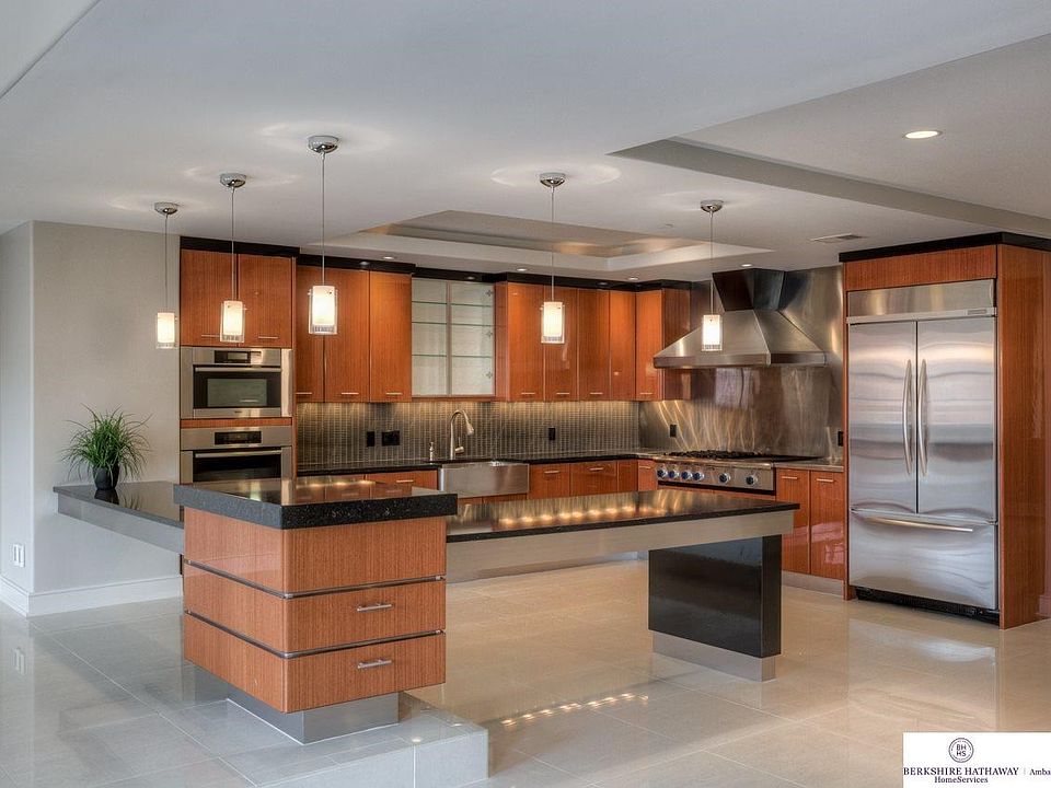 1st image of 1403 Farnam Street 302 #302