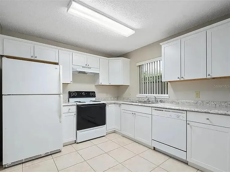 1600 Cimarron Hills Dr — Photo 4