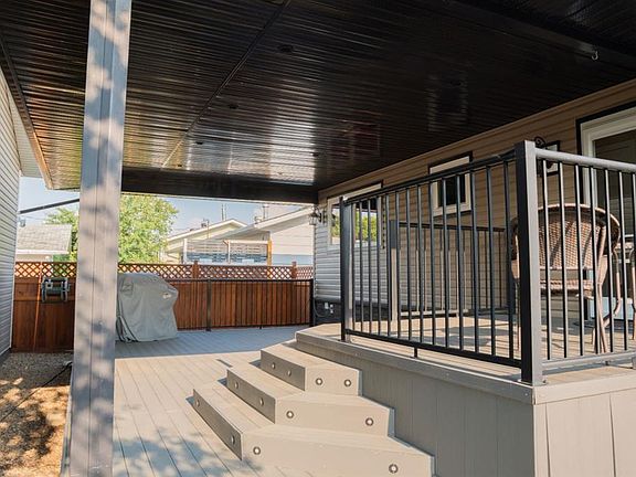 3rd image of 1026 S 18th Ave