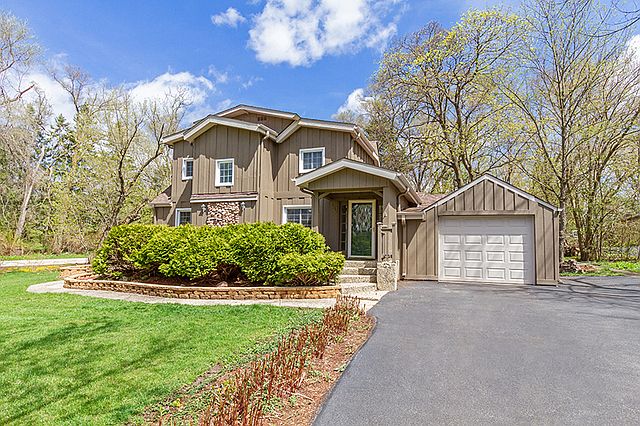1st image of 205 Poteet Ave