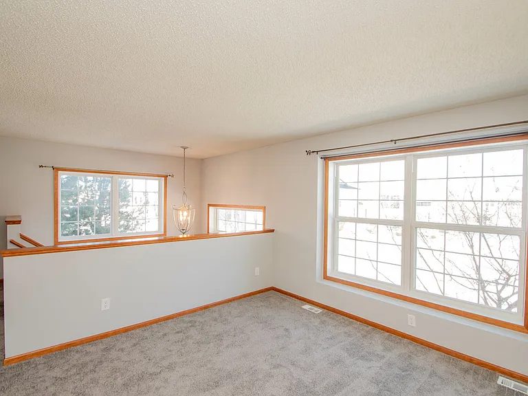 15119 Fanning Dr N — Photo 27
