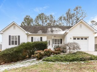 304 Mary Alice Dr, Winder, GA 30680