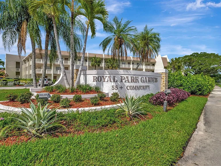 6800 Royal Palm Blvd #302F — Photo 34