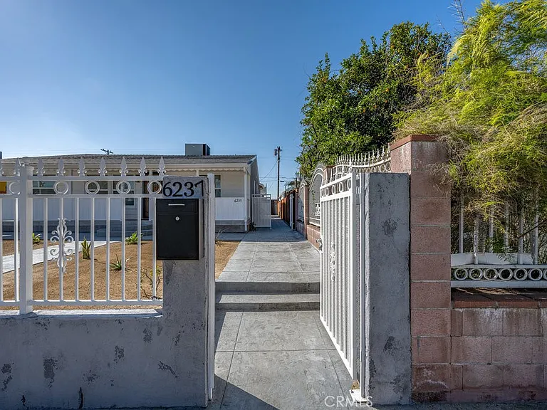 6237 Agnes Ave — Photo 18