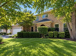 2205 Brown Ct, Naperville, IL 60565