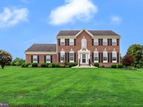 14 Livingston Ln, Lumberton, NJ 08048