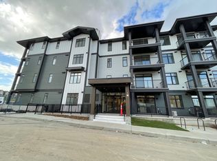 50 Sage Hill Way NW #302, Calgary, AB T3R0H5