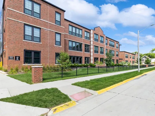 415 Stanton Ave Unit 102, Ames, IA 50014