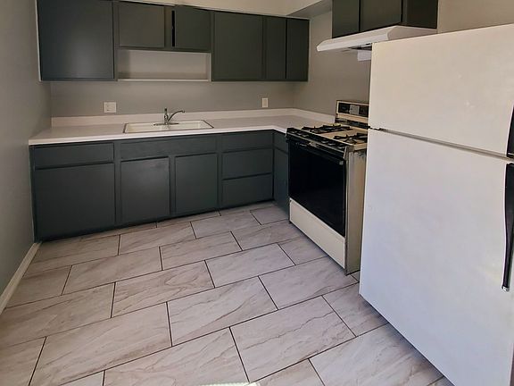 4th image of 4612 Redman Ave #46124