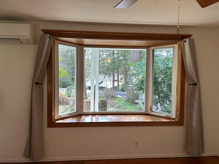1665 Lorane Hwy — Photo 14