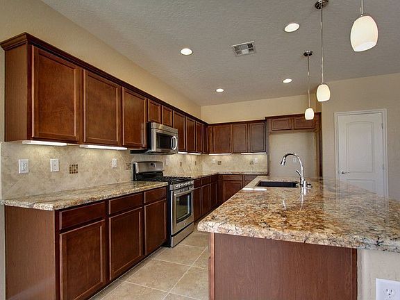 5th image of 3752 Jasmine Heights Ave
