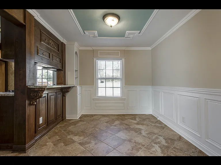 1143 Kirkland Ave #B — Photo 5