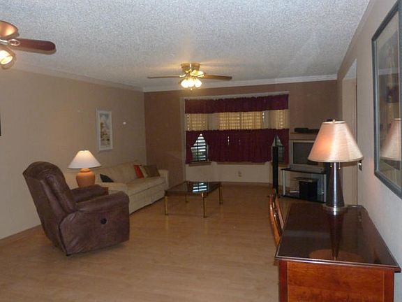 3rd image of 4445 Cedar Pass Dr APT 114