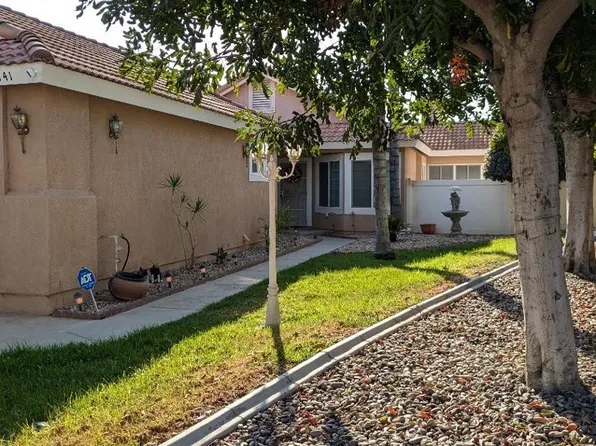 5741 El Palomino Dr, Riverside, CA 92509