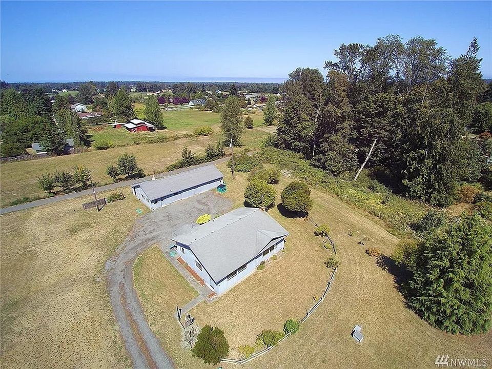 1st image of 142 Green Briar Ln #1