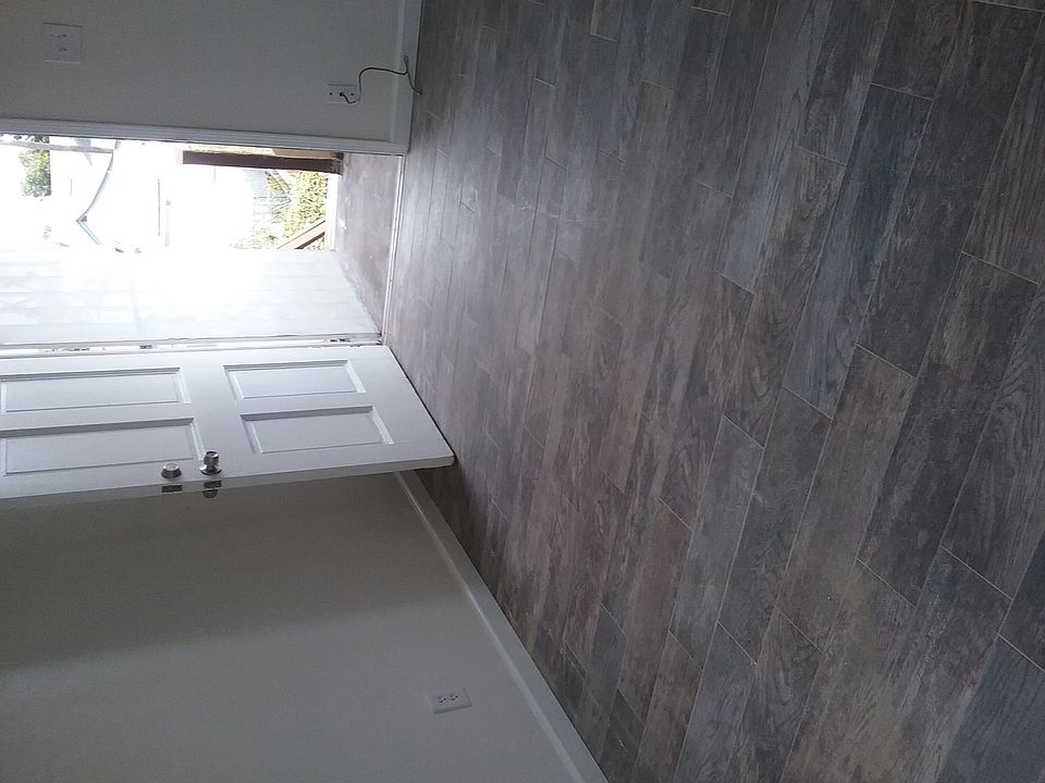 1st image of 4386 McClintock St