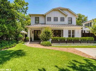 165 White Ave, Fairhope, AL 36532