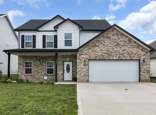 1637 Kestrel Dr, Clarksville, TN 37040