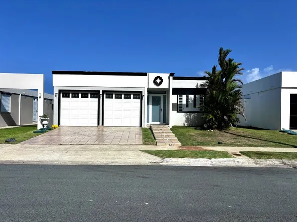 Urb Villas De Candelero Calle Golondrina E #8, Humacao, PR 00791