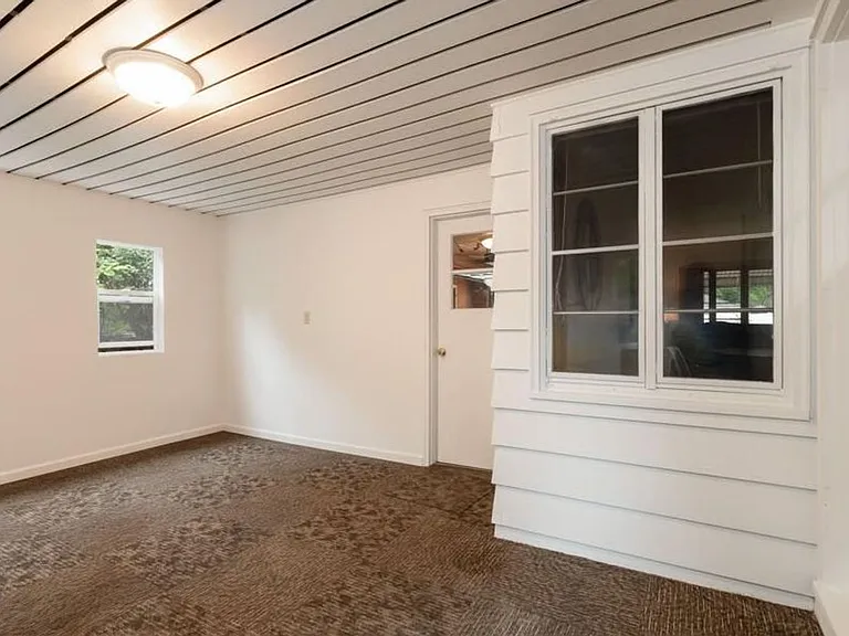 608 N Washington St — Photo 16