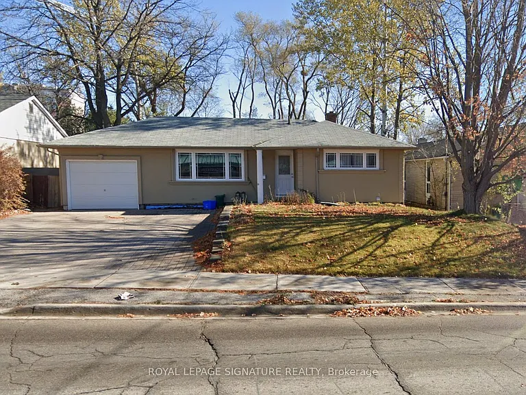 43 Parkside Dr #BASEMENT — Photo 1