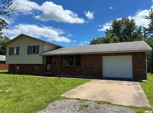 1020 Marion St, Warsaw, IL 62379