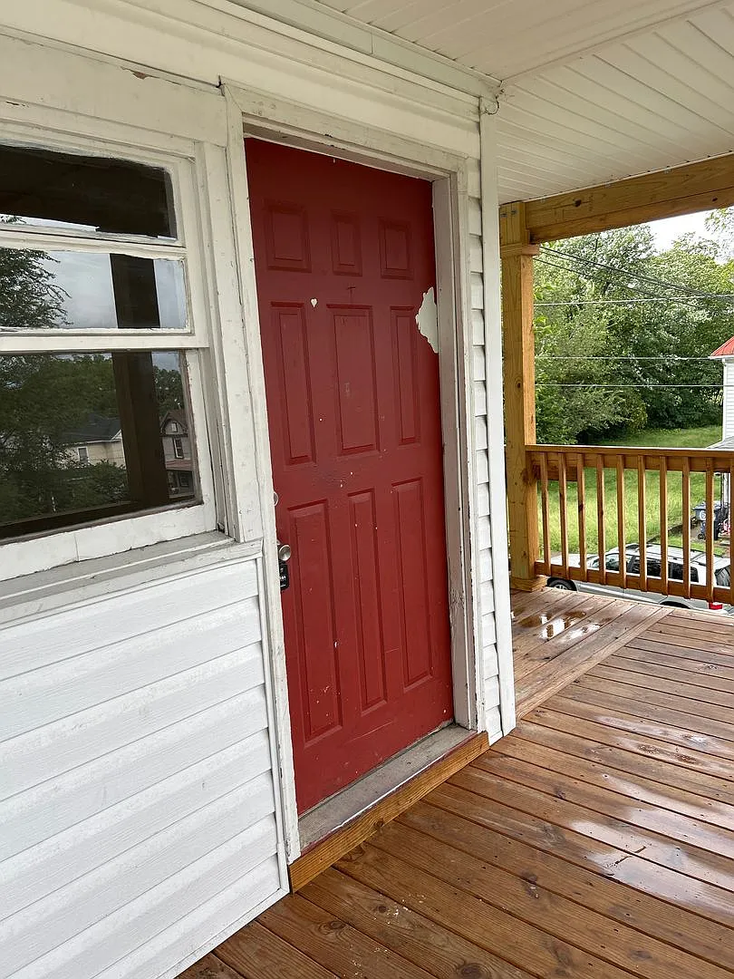 Stewart,SE,611 — Photo 3