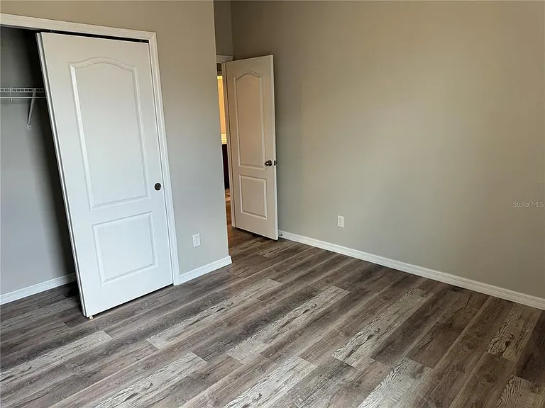 5912 Village Center Dr — Photo 43