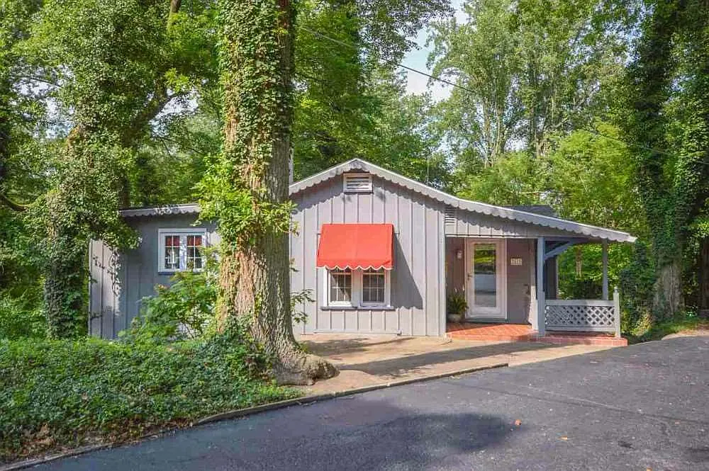 3619 Stringtown Rd photo 1