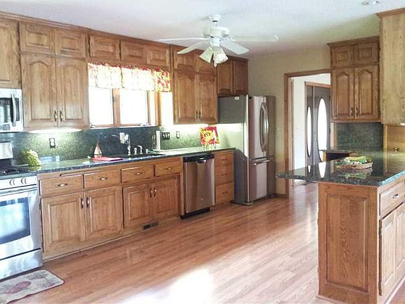5th image of 31 Evanton Dr