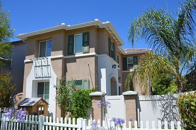 Front view of home