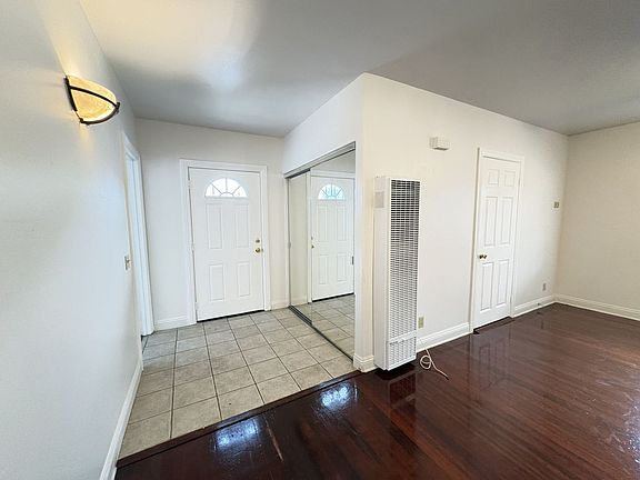 3rd image of 4931 Coronado Ave #0