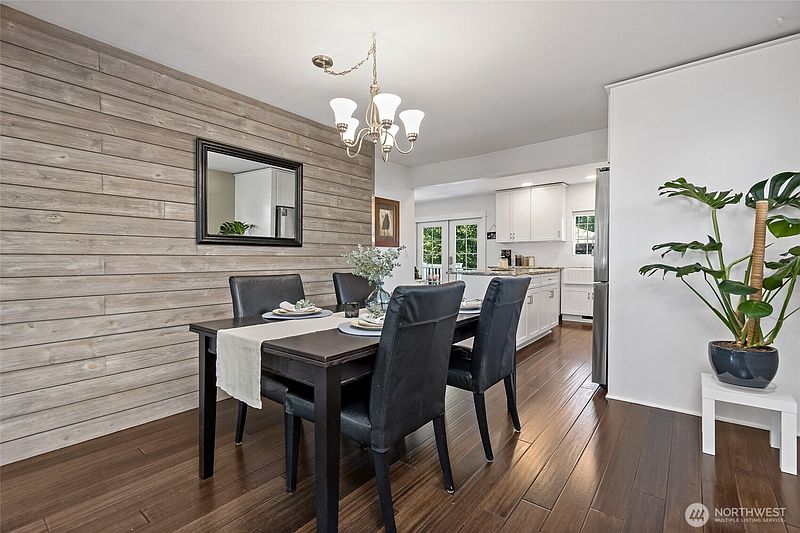 5th image of 8105 44th Street W