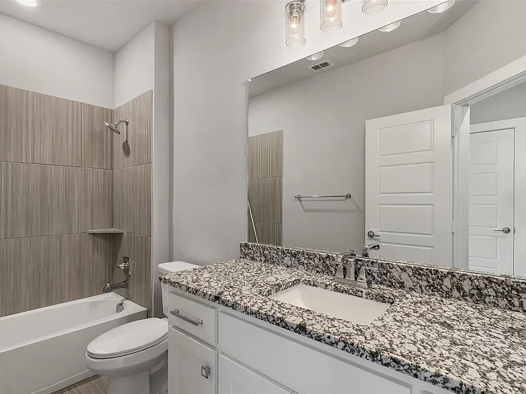 584 Meandering Ln — Photo 20