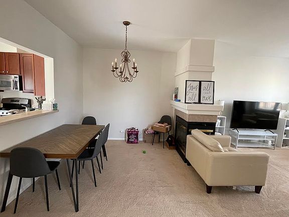 5th image of 1040 N Claremont Dr #1040