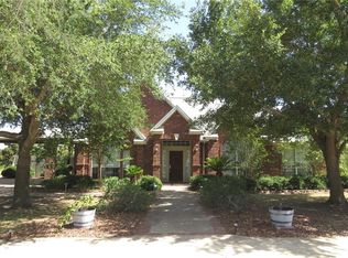 820 Perry Ln, Thorndale, TX 76577